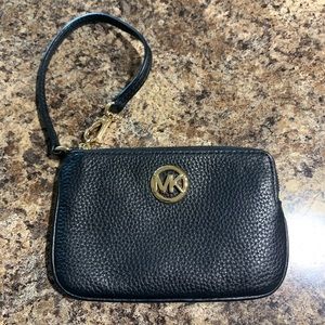 Michael kors clutch